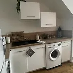 Croix Rouge Apartman