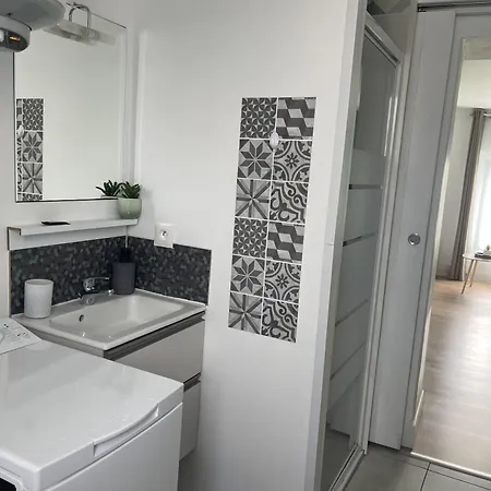 Appartement Au Repos De La Croix Rouge - Et Equipes - Proche Gare Châtellerault
